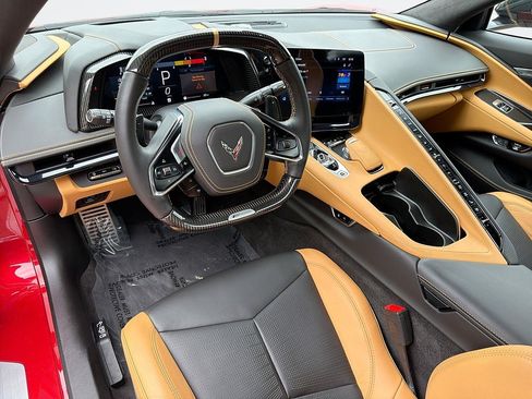 Used 2025 Chevrolet Corvette E-Ray w/ Stealth Interior Trim Package AWD/4WD image 6