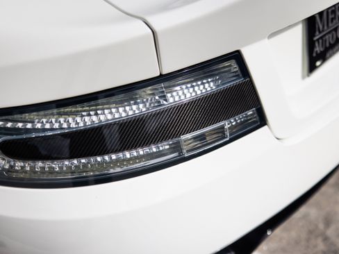 Used 2016 Aston Martin DB9 GT RWD image 24