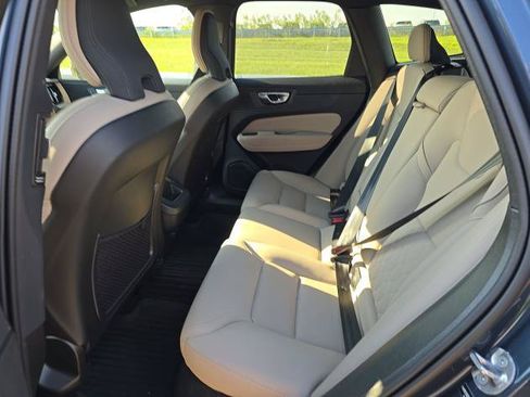 Used 2026 Volvo XC60 B5 Plus AWD/4WD image 8