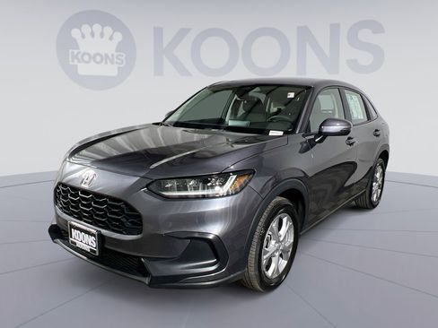 Used 2023 Honda HR-V LX image 1