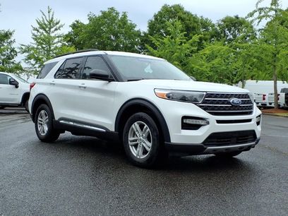 Used 2024 Ford Explorer XLT w/ Equipment Group 202A