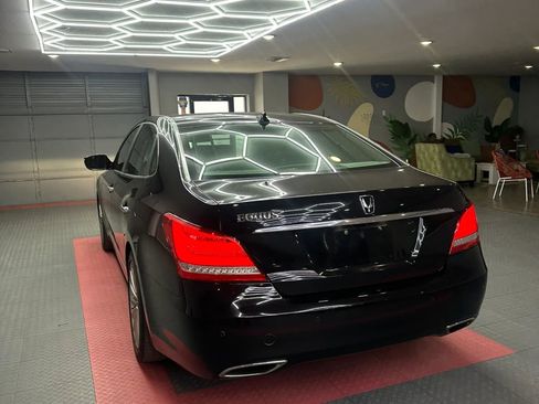 Used 2015 Hyundai Equus Signature RWD image 4