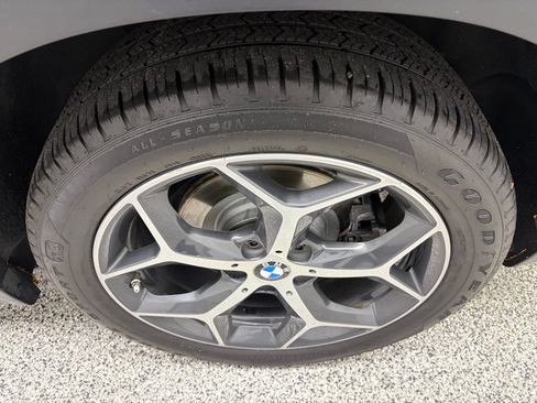 Used 2017 BMW X1 xDrive28i AWD/4WD image 11