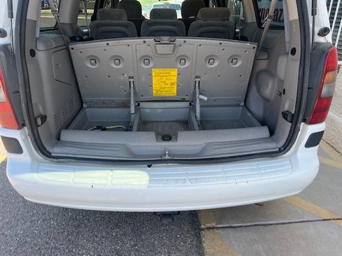 Used 2005 Chevrolet Venture LS w/ Easy Order Package FWD image 38