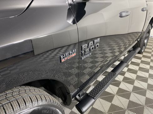 Used 2019 RAM 1500 Express w/ Wheel & Sound Group AWD/4WD image 10