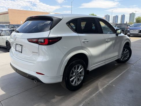 Used 2025 MAZDA CX-5 AWD 2.5 S w/ Preferred Package image 4