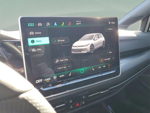 Used 2025 Volkswagen Golf S image 21