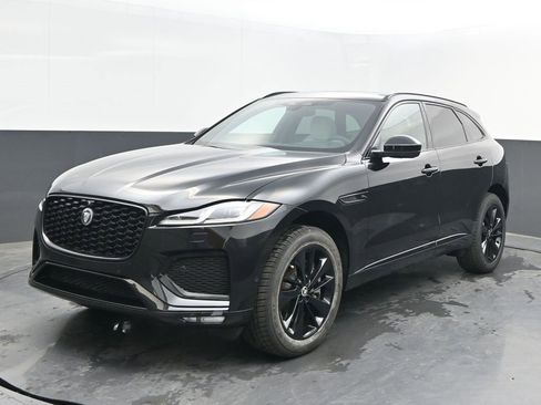 New 2026 Jaguar F-PACE R-Dynamic S image 1