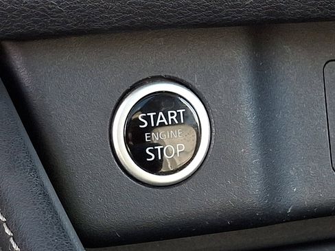 Used 2021 Nissan Rogue SL image 24