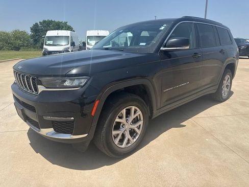 Used 2022 Jeep Grand Cherokee L Limited AWD/4WD image 3