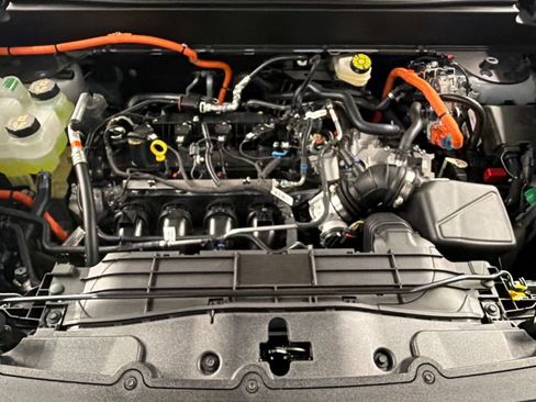 New 2026 Ford Maverick Lariat AWD/4WD image 37