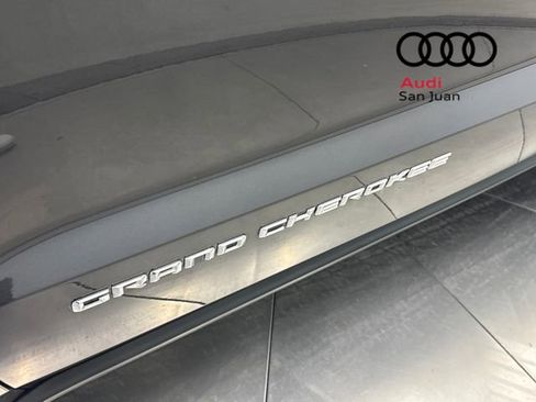 Used 2015 Jeep Grand Cherokee Limited image 11