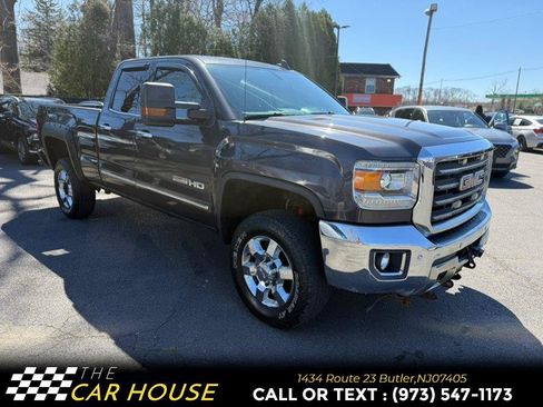 Used 2015 GMC Sierra 2500 SLE w/ All-Terrain HD Package AWD/4WD image 9