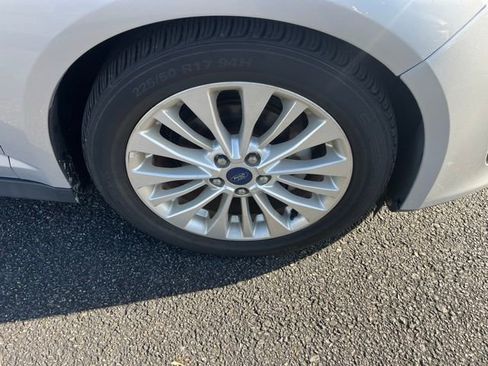 Used 2018 Ford C-MAX SE image 20