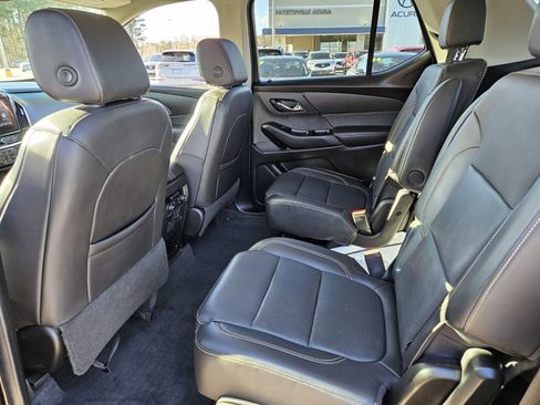 Used 2020 Chevrolet Traverse Premier w/ Redline Edition image 10