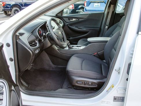 Used 2024 Chevrolet Malibu LT w/ Sport Edition image 26