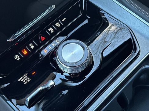 New 2026 Jeep Grand Wagoneer 4WD image 22