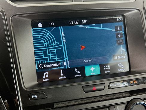 Used 2017 Ford Explorer XLT w/ Equipment Group 202A AWD/4WD image 22