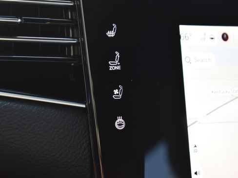 Used 2025 Jeep Wagoneer L Series II w/ Premium Group I image 37