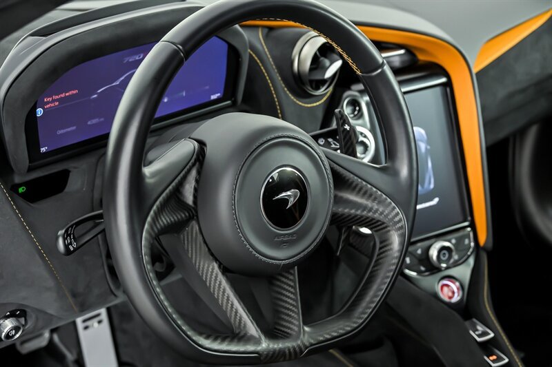 Used 2022 McLaren 720S Spider RWD image 20