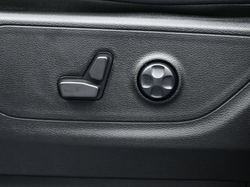 Used 2022 RAM 1500 Rebel w/ Rebel Level 2 Equipment Group AWD/4WD image 10