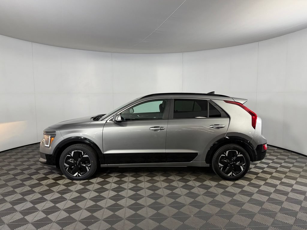 Used 2025 Kia Niro Wind FWD image 10