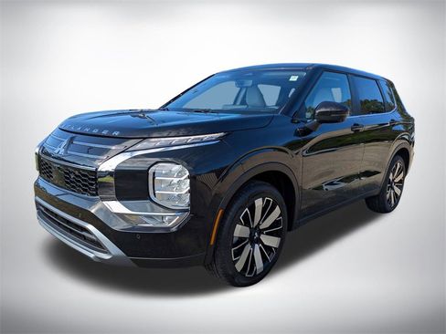 New 2026 Mitsubishi Outlander SE image 8