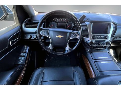 Used 2020 Chevrolet Tahoe Premier AWD/4WD image 8