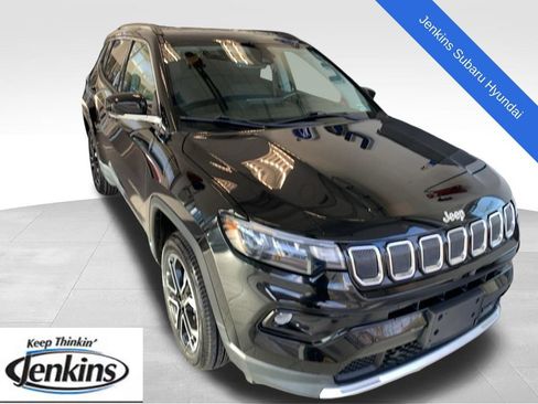 Used 2022 Jeep Compass Limited AWD/4WD image 1