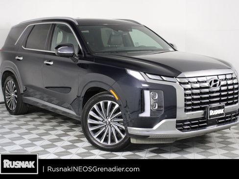 Used 2024 Hyundai Palisade Calligraphy image 1