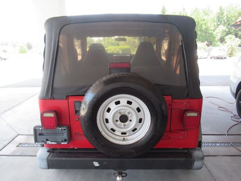 Used 1998 Jeep Wrangler SE AWD/4WD image 8