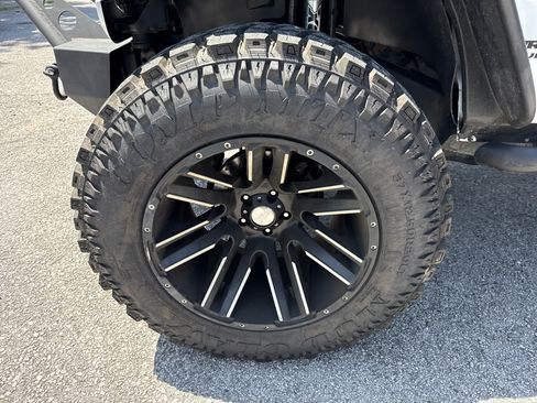 Used 2012 Jeep Wrangler Unlimited Sport AWD/4WD image 32