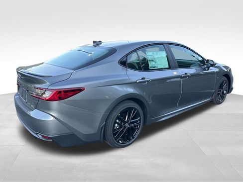 New 2026 Toyota Camry SE FWD image 5