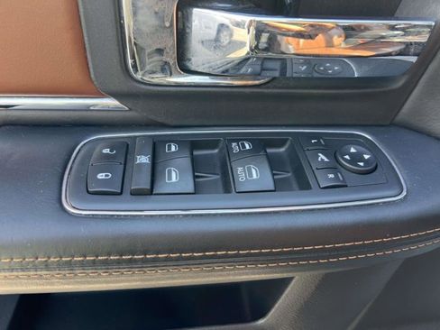 Used 2018 RAM 2500 Longhorn image 16