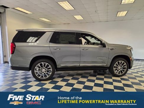 New 2026 GMC Yukon Denali w/ Denali Reserve Package AWD/4WD image 9