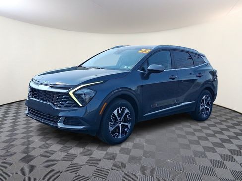 Used 2023 Kia Sportage EX AWD/4WD image 3