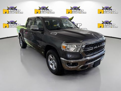 Used 2022 RAM 1500 Big Horn AWD/4WD image 3