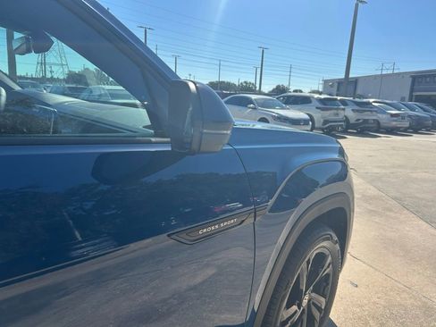 New 2026 Volkswagen Atlas Cross Sport SEL R-Line image 32