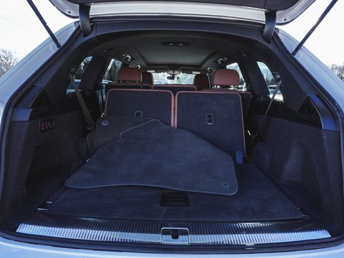 Used 2023 Audi Q7 3.0T Premium w/ Convenience Package image 47