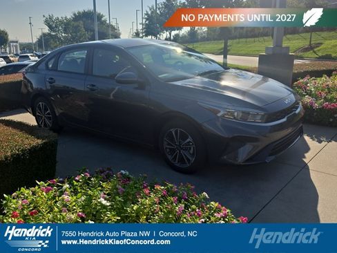 Certified 2024 Kia Forte LXS FWD image 1