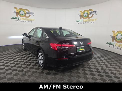 Used 2022 Honda Civic LX image 7