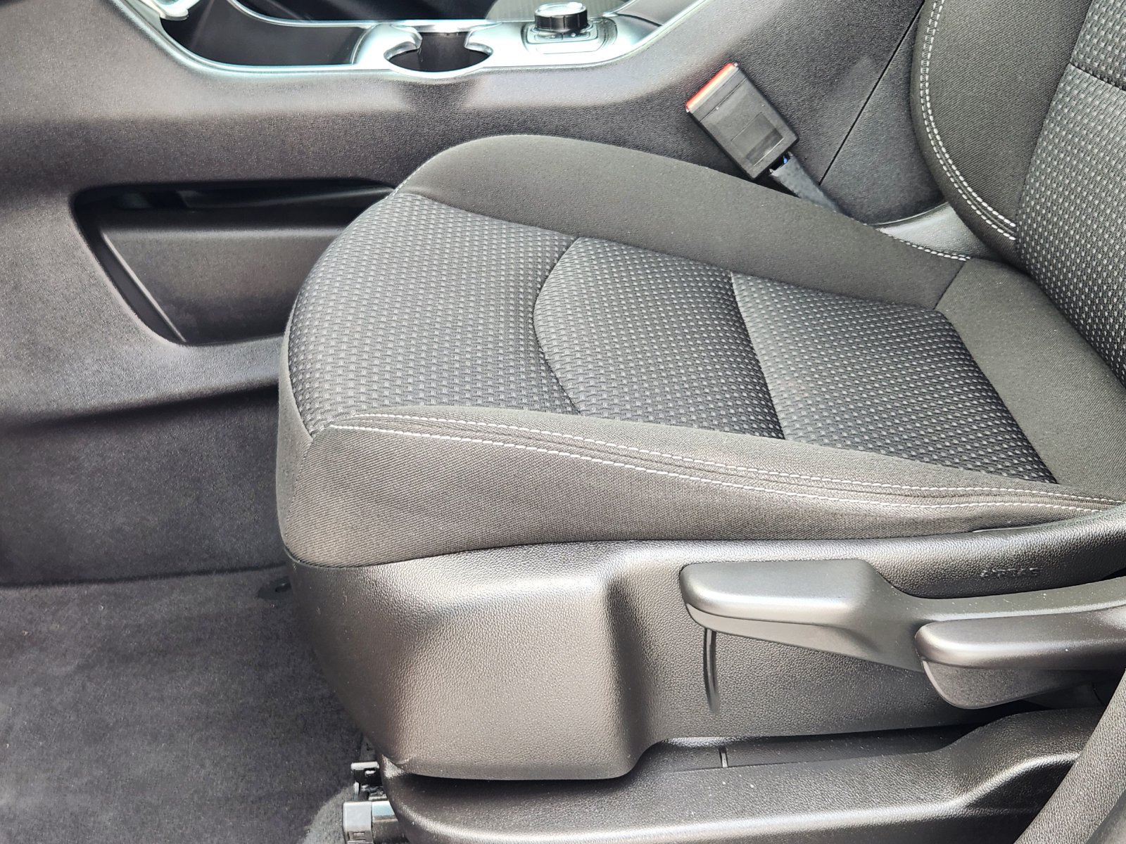 Certified 2024 GMC Terrain SLE AWD/4WD image 28