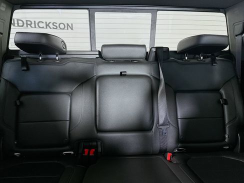 Used 2022 Chevrolet Silverado 1500 LTZ image 30