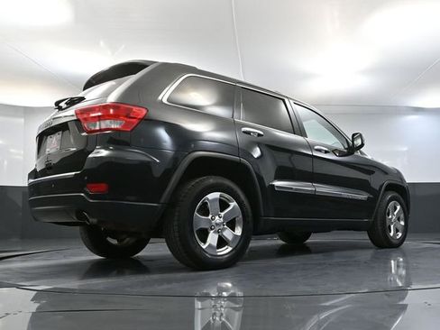 Used 2011 Jeep Grand Cherokee Limited image 48