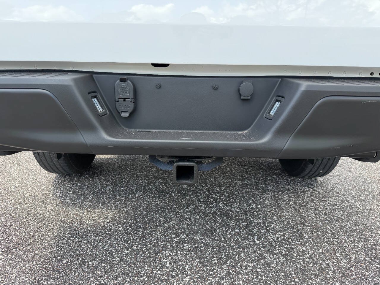 Used 2017 Ford F150 XL RWD image 5