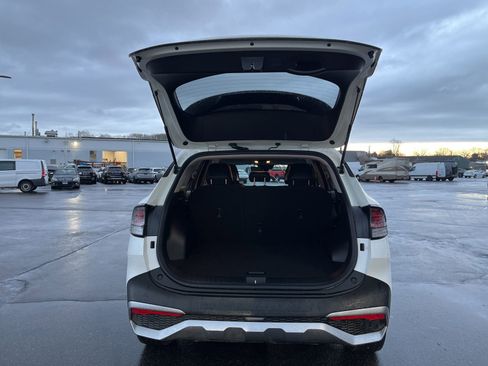 Used 2023 Kia Sportage EX image 20