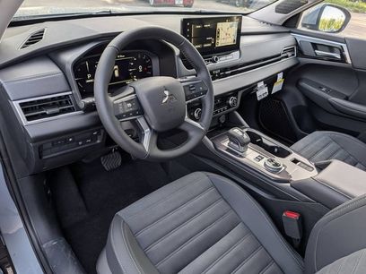 New 2026 Mitsubishi Outlander SE