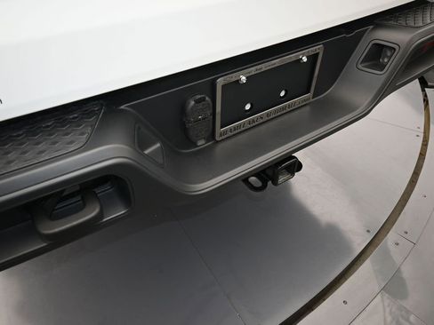 Used 2024 Jeep Gladiator Sport image 41