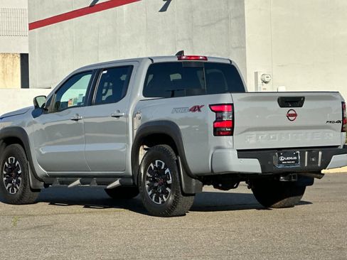Used 2023 Nissan Frontier PRO-4X w/ Pro Convenience Package image 7