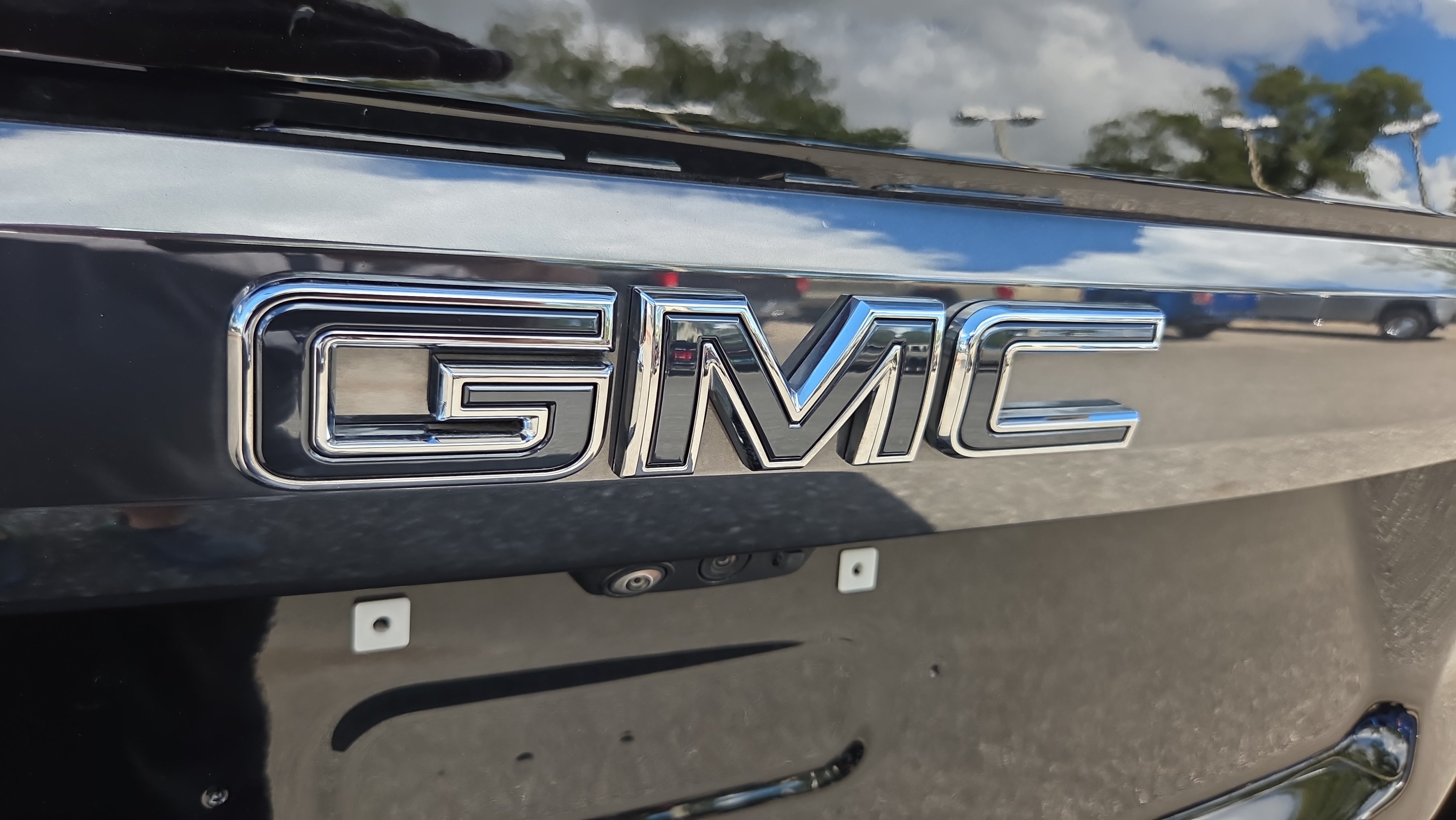 Certified 2023 GMC Yukon Denali Ultimate AWD/4WD image 32